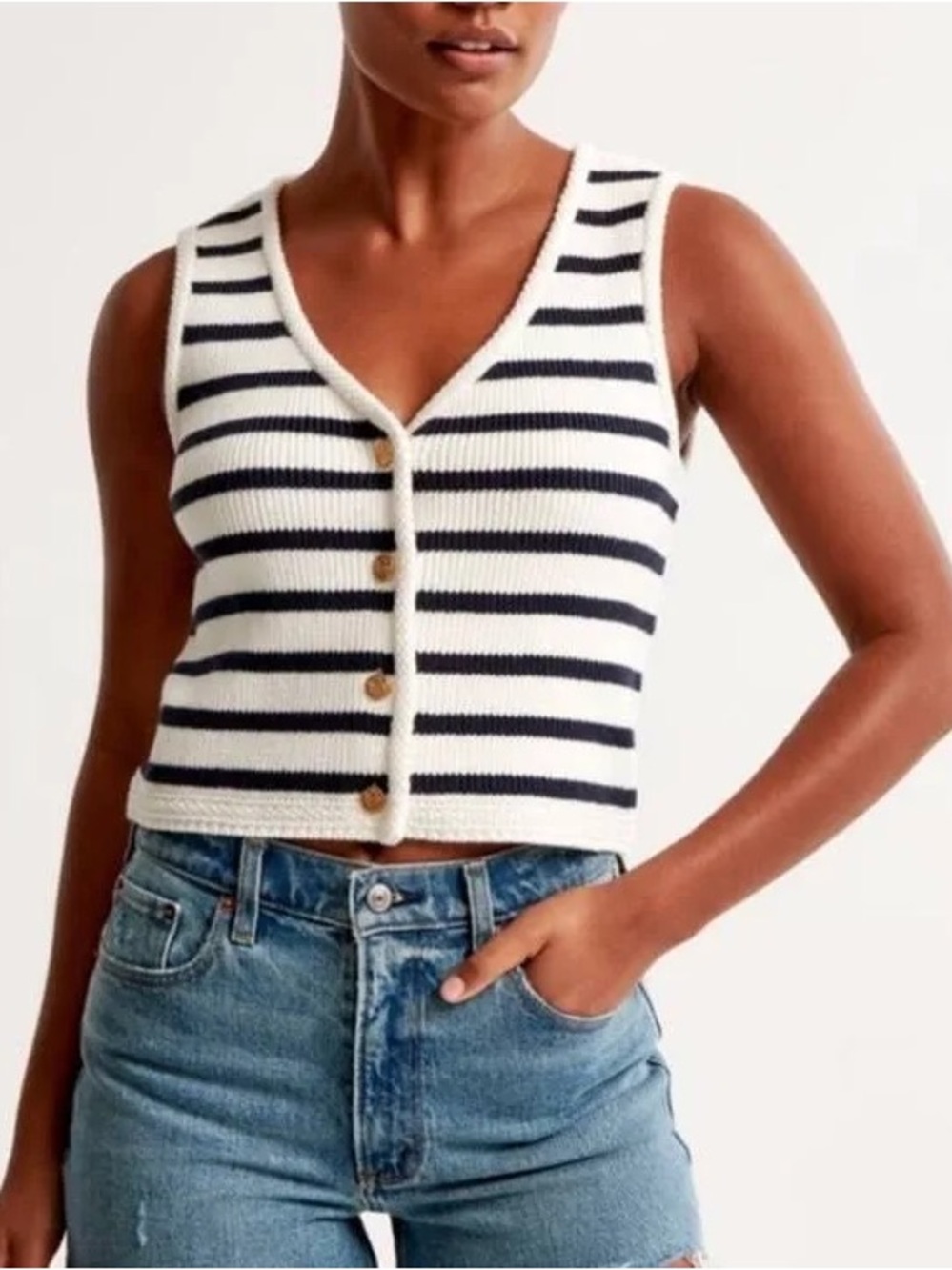 Abercrombie & Fitch Mara Button Up Sweater Vest - size small